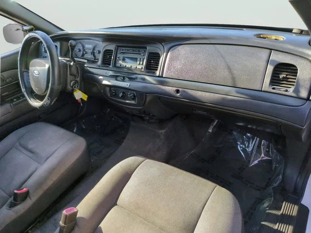 Used 2010  Ford Police Interceptor image 10