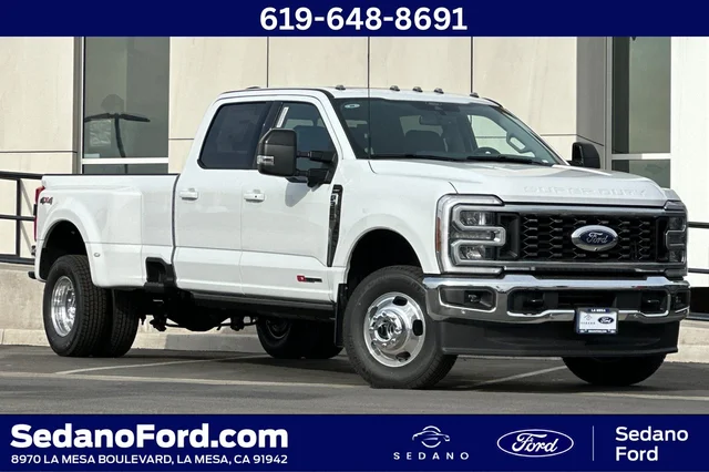2026 Ford Super Duty F-350® Lariat®