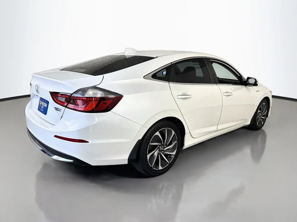 Used 2019 White Orchid Pearl Honda Touring image 13