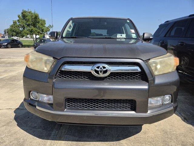Used 2011 Magnetic Gray Metallic Toyota SR5 image 2