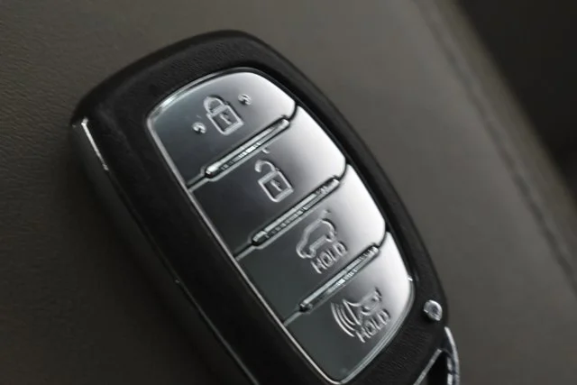 Used 2020 Black Hyundai Ultimate image 45
