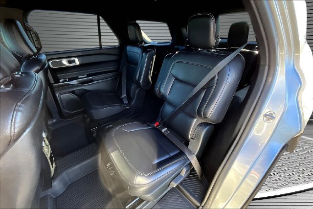 Used 2020 Silver Ford XLT image 21