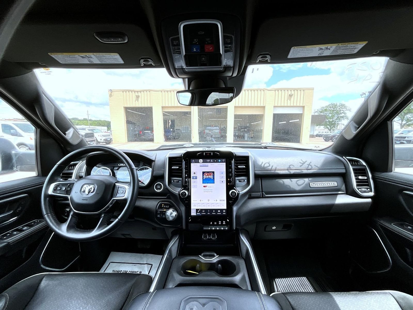 Used 2023 White Ram Laramie image 15