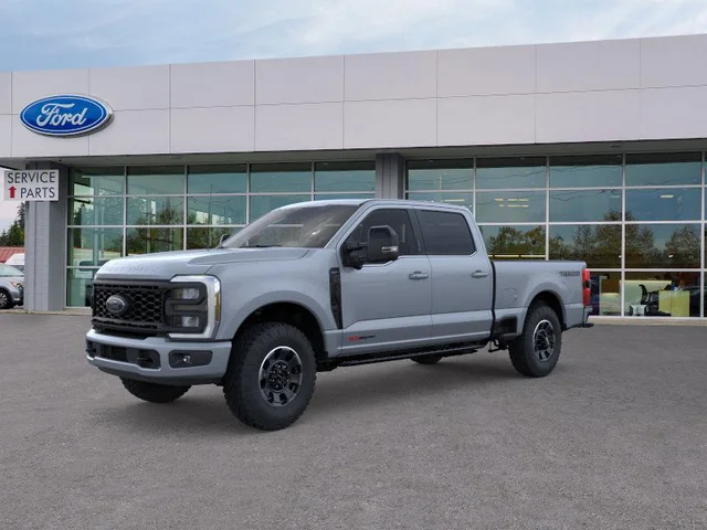 2025 Ford Super Duty F-350® Lariat®