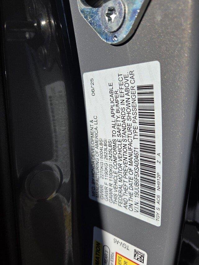 Used 2025 Urban Gray Pearl Acura SH-AWD w/A-SPEC image 32