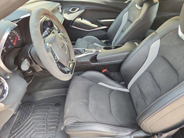 Used 2023 Sharkskin Metallic Chevrolet 1SS image 18
