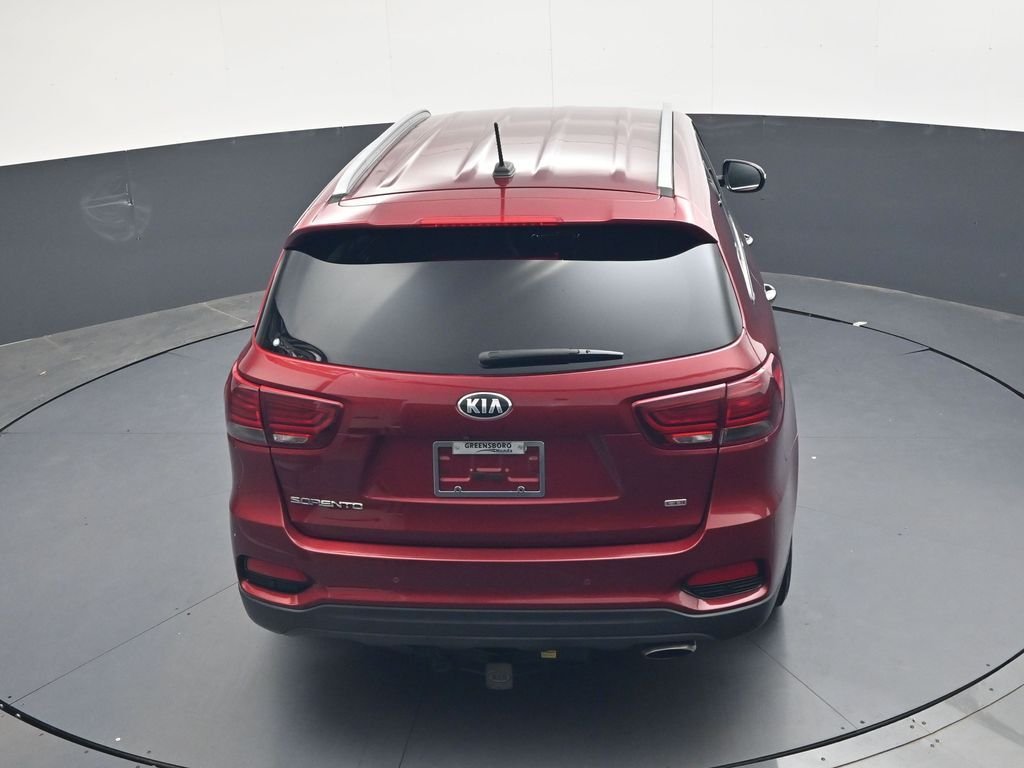 Used 2020 Red Kia LX image 28