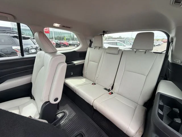 Used 2024 Black Toyota XLE image 22