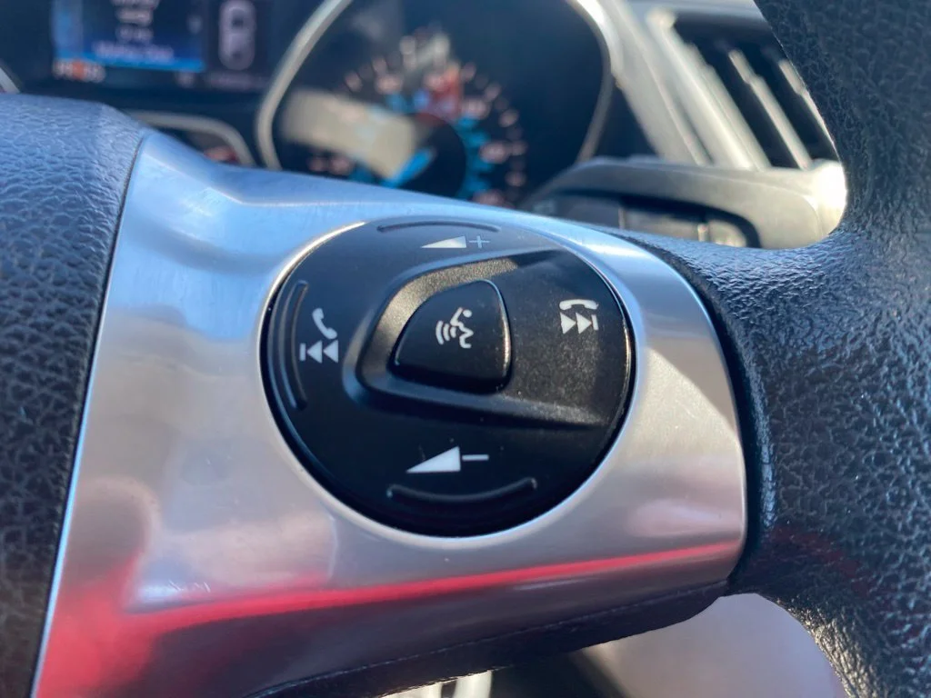 Used 2016 Silver Ford SE image 28