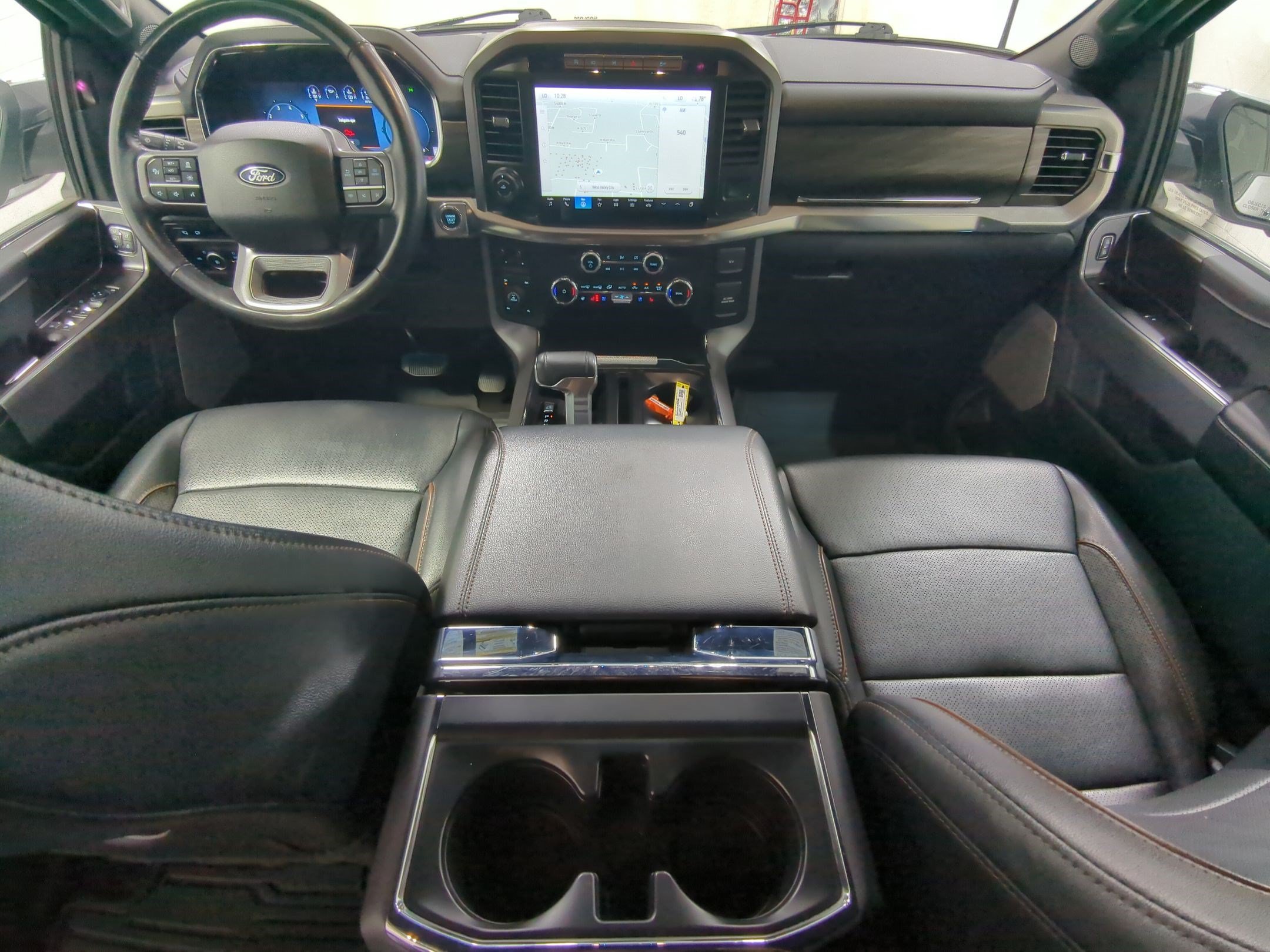 Used 2024 Oxford White Ford LARIAT image 29