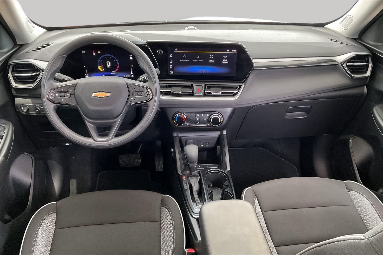 Used 2025 Summit White Chevrolet LS image 14