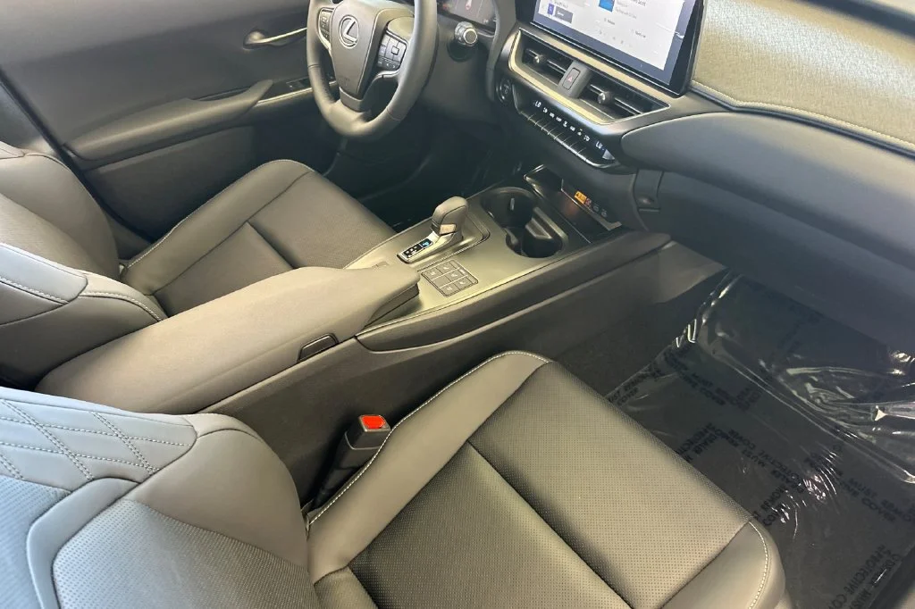 New 2026 Cloudburst Gray Lexus UX 300h PREMIUM image 16