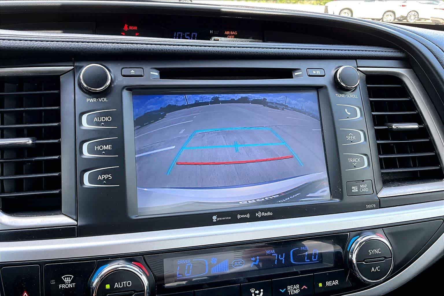 Used 2018 Blizzard Pearl Toyota SE image 39
