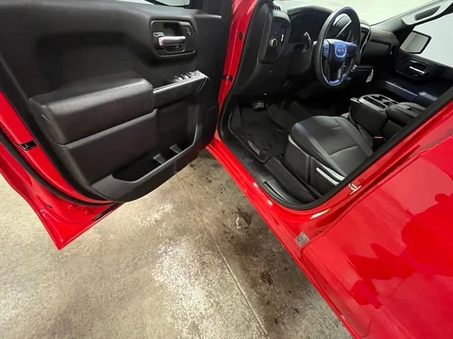 Used 2024 Cardinal Red GMC Pro image 18