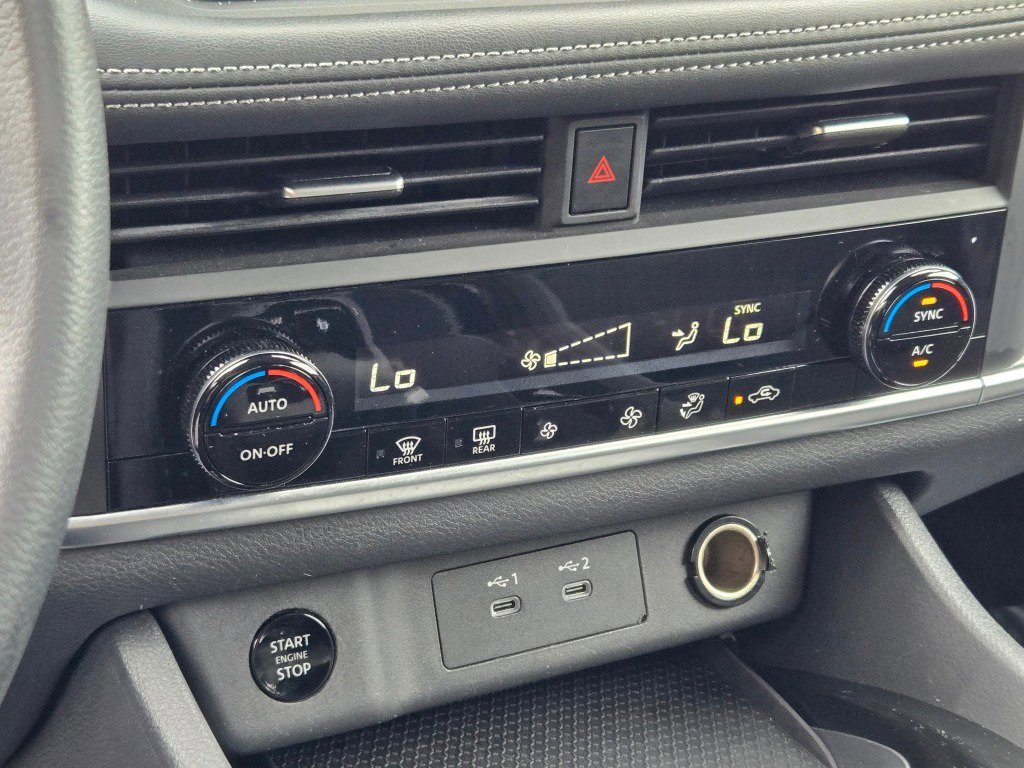 2024 Nissan Rogue SV - Photo 27