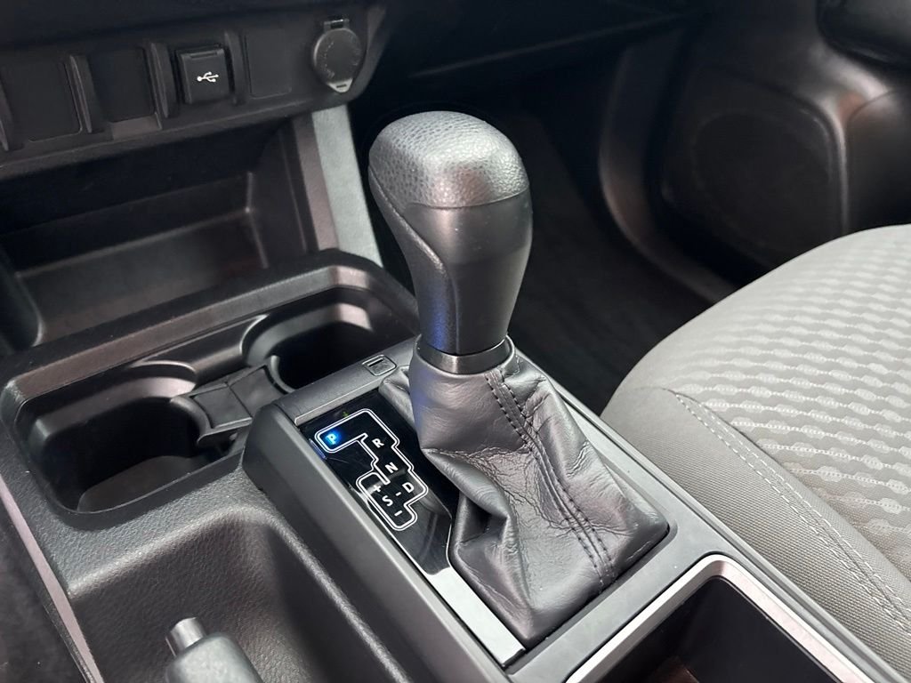 Used 2021 Silver Toyota SR image 24