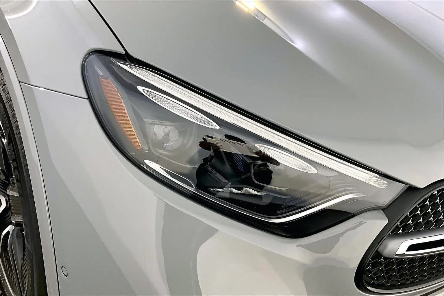 New 2026 MANUFAKTUR Alpine Grey Mercedes-Benz GLC 300 image 16
