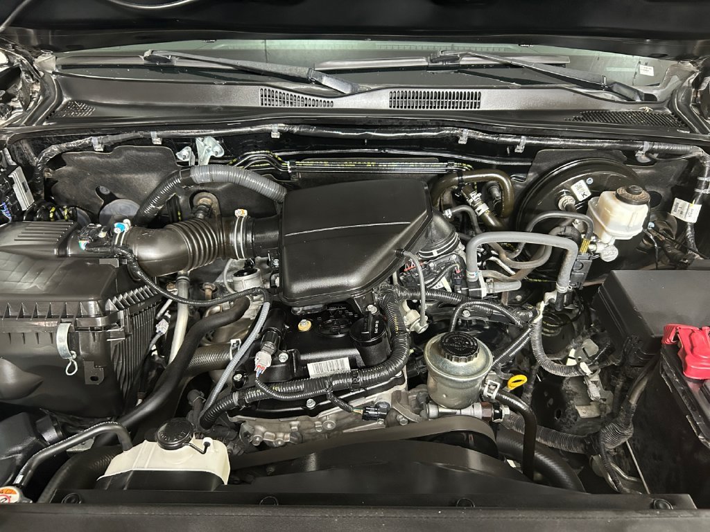 Used 2019 Black Toyota SR image 19