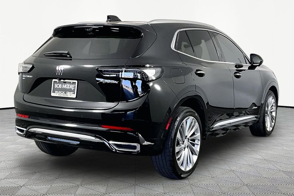Used 2025 Black Buick Avenir image 6