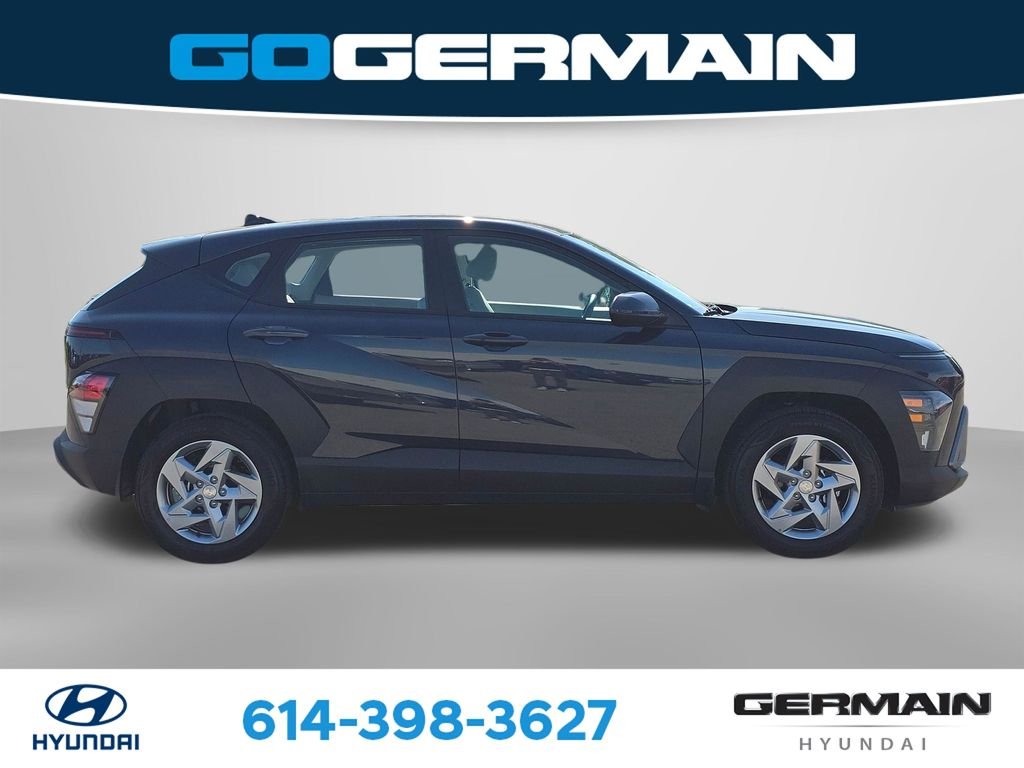 Used 2026 Blue Hyundai SE image 7