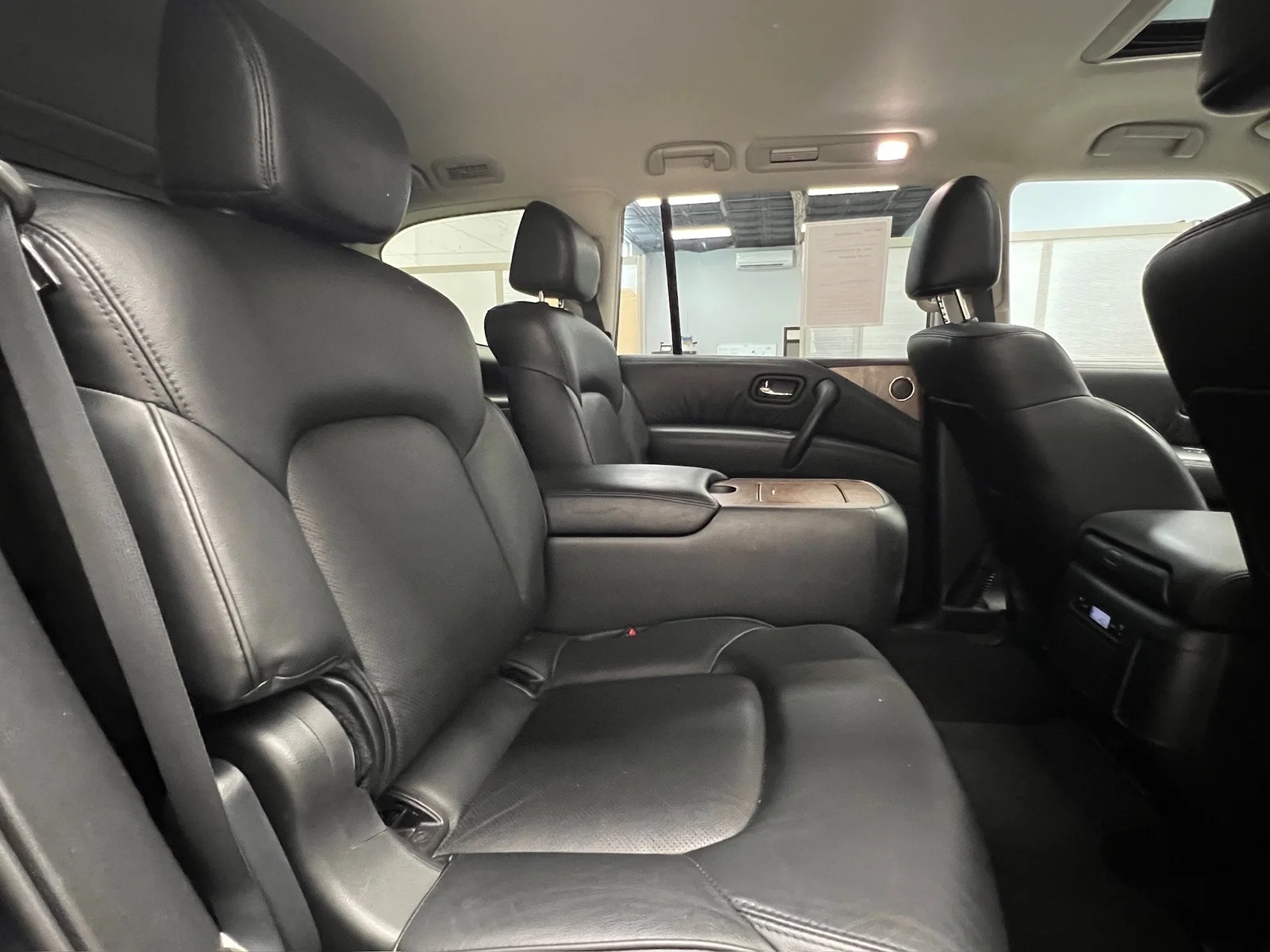 Used 2024 Hermosa Blue Pearl (bw5) Nissan SL image 26