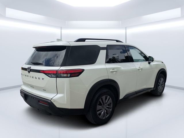 Used 2024 White Nissan SV image 3
