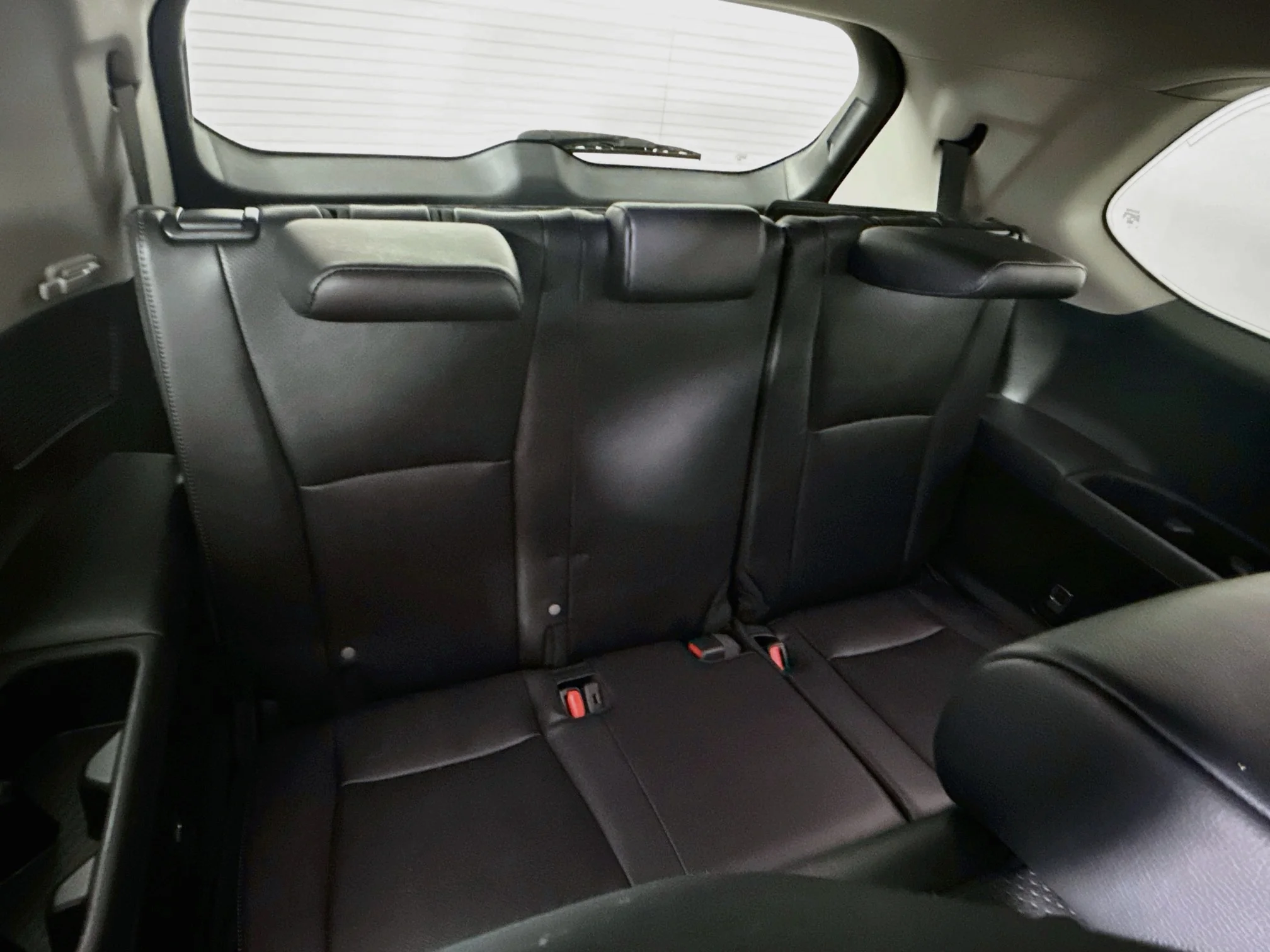 Certified Used 2024 Wind Chill Pearl Toyota Limited image 29