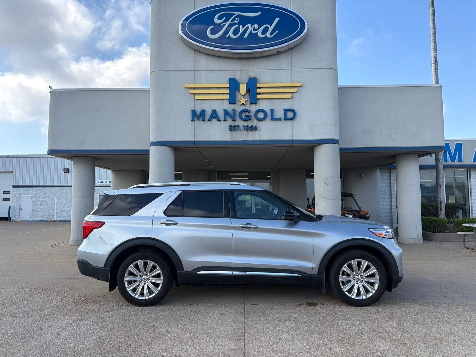 2020 Ford Explorer