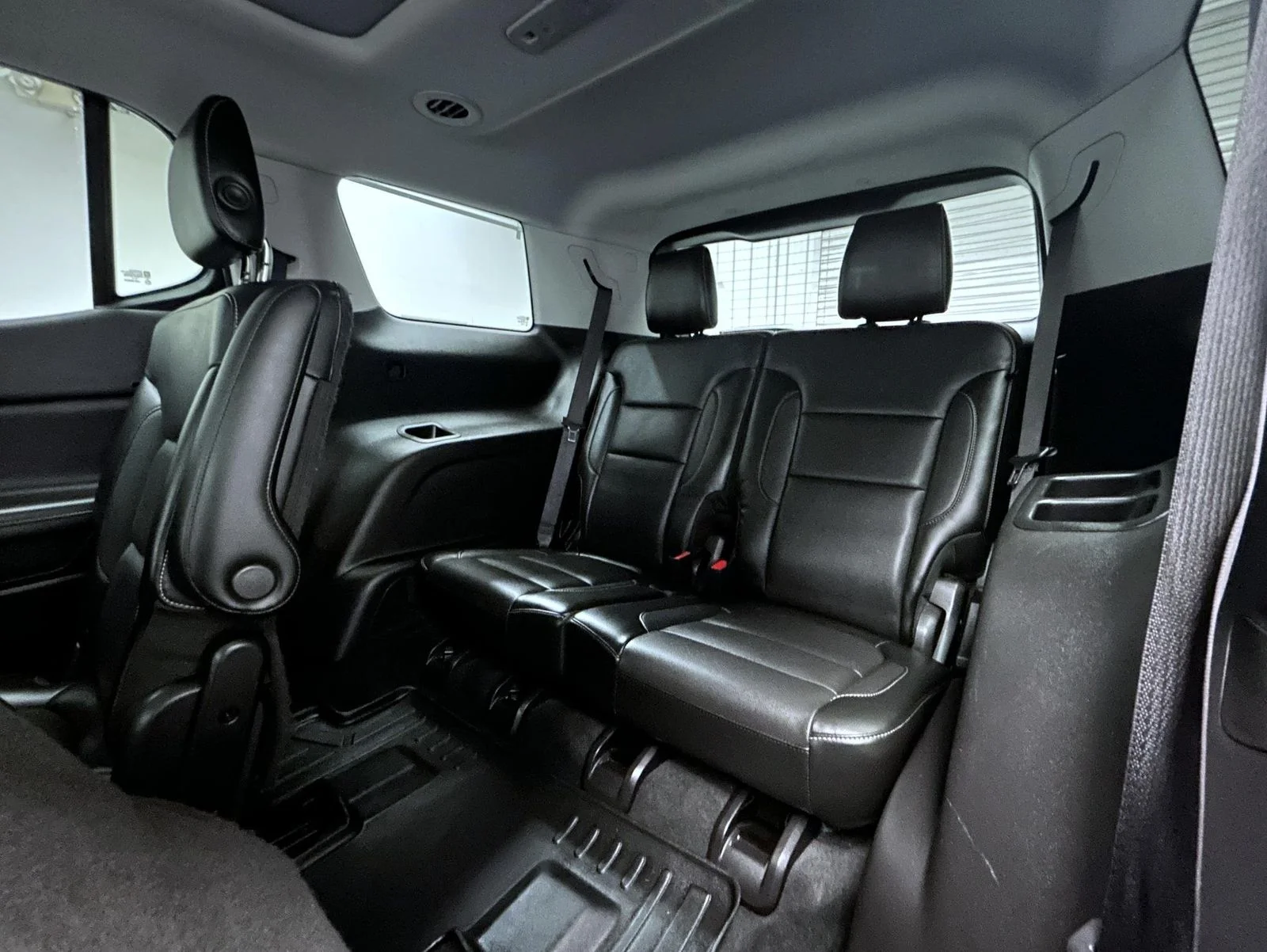 Used 2019 White GMC SLT-1 image 19
