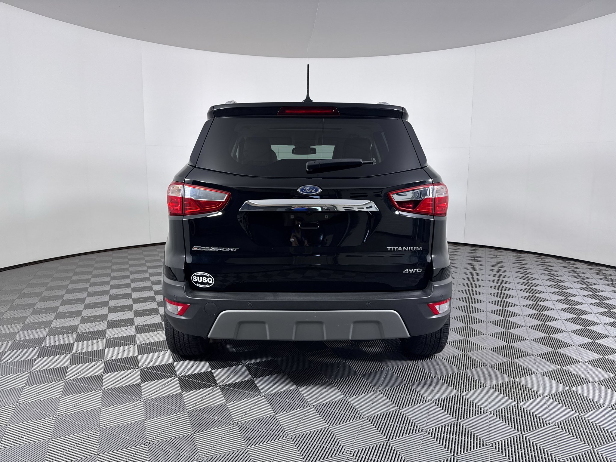 Used 2018 Shadow Black Ford Titanium image 9