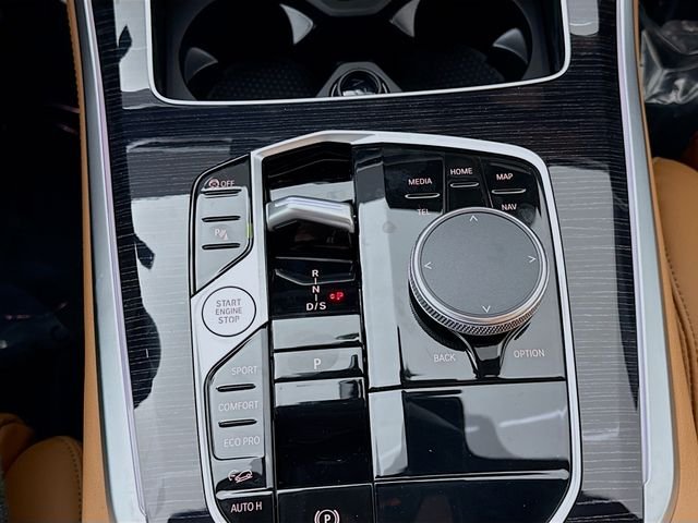 New 2026 Brooklyn Grey Metallic BMW xDrive40i image 17