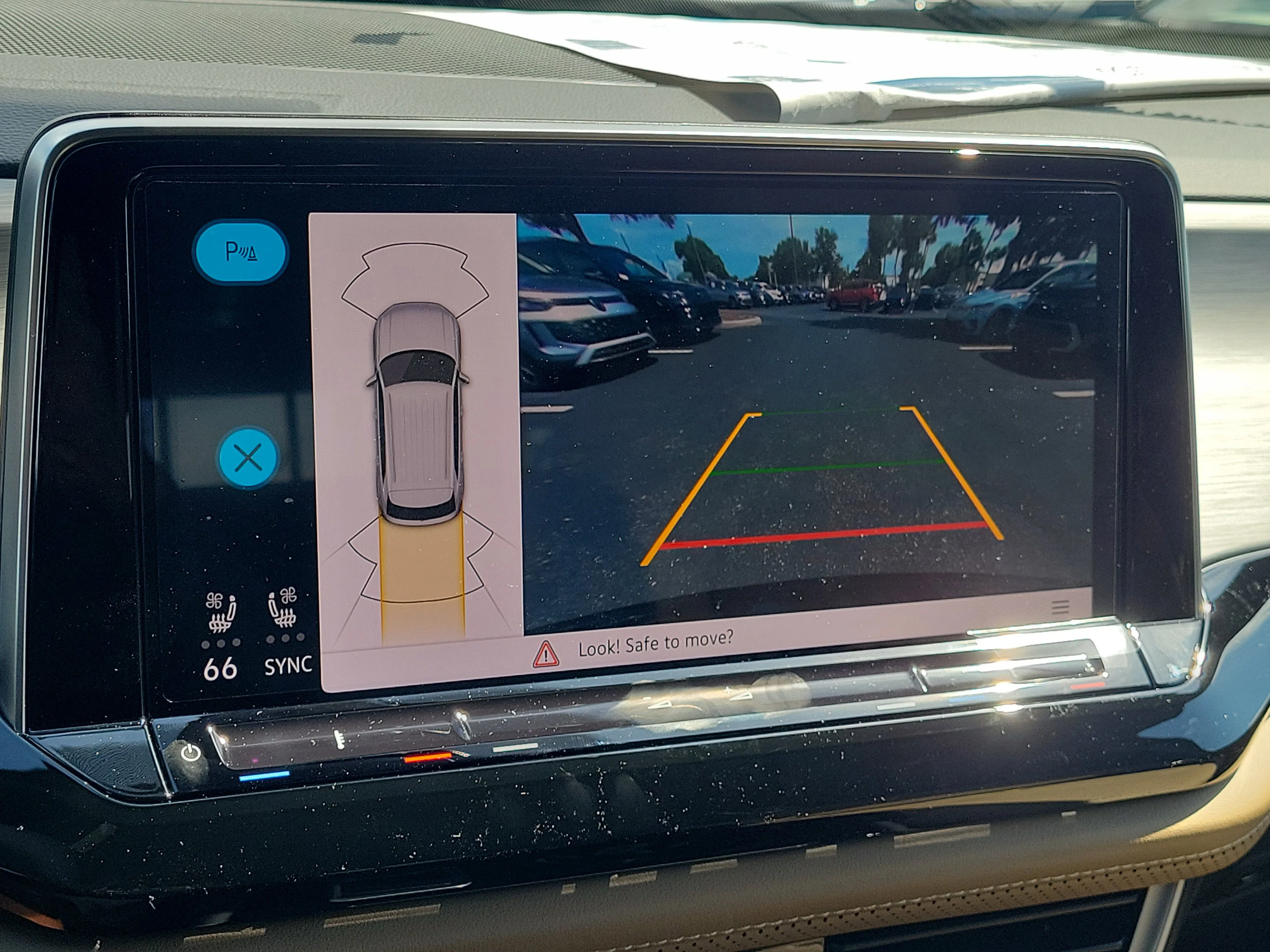 New 2026 Black Volkswagen SE w/Technology image 27