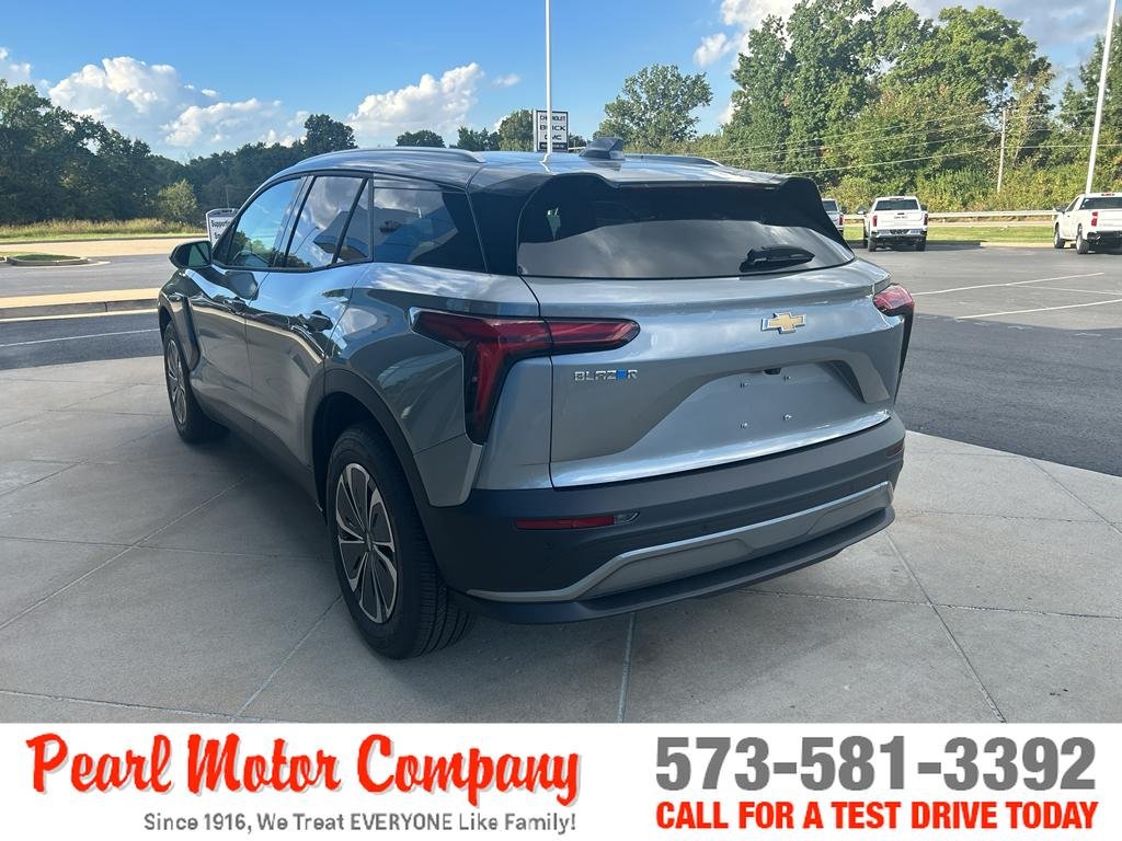 2026 Chevrolet Blazer EV LT - Photo 6
