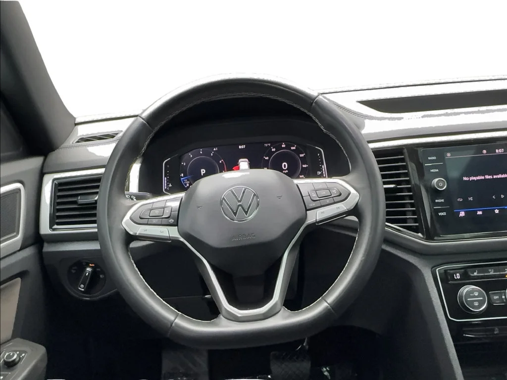 Used 2023 Gray Volkswagen 3.6L V6 SE w/Technology image 36