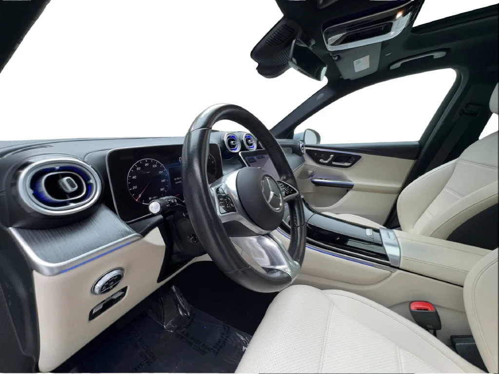 Used 2023 Silver Mercedes-Benz GLC 300 image 23
