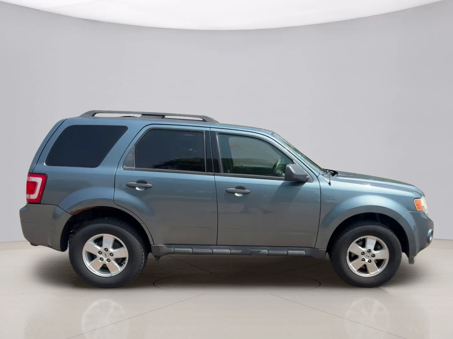 Used 2012 Blue Ford XLT image 6