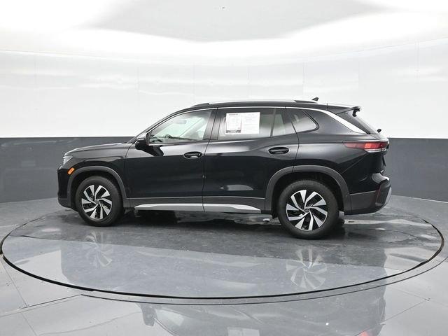 Used 2025  Volkswagen 2.0T S image 5