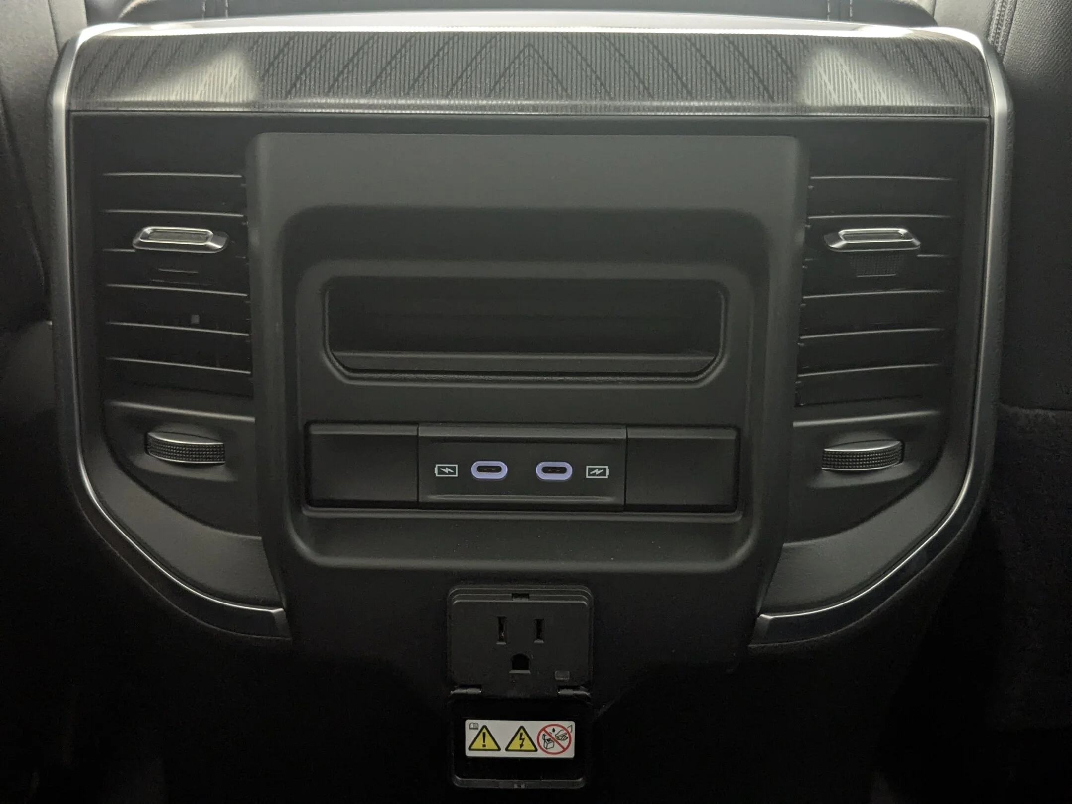 New 2026 Black RAM Big Horn - - Night Edition - Level 2 Plus Grp - 5th Wheel/Gooseneck Prep - NAV & More! image 27