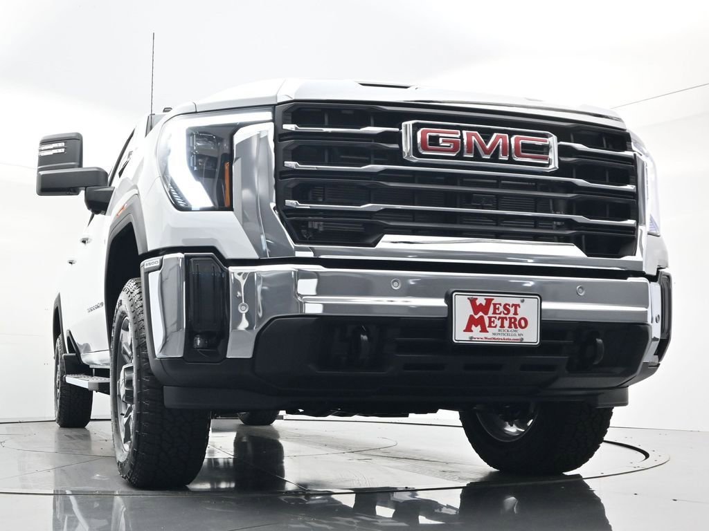 2026 GMC Sierra 3500HD SLE - Photo 26