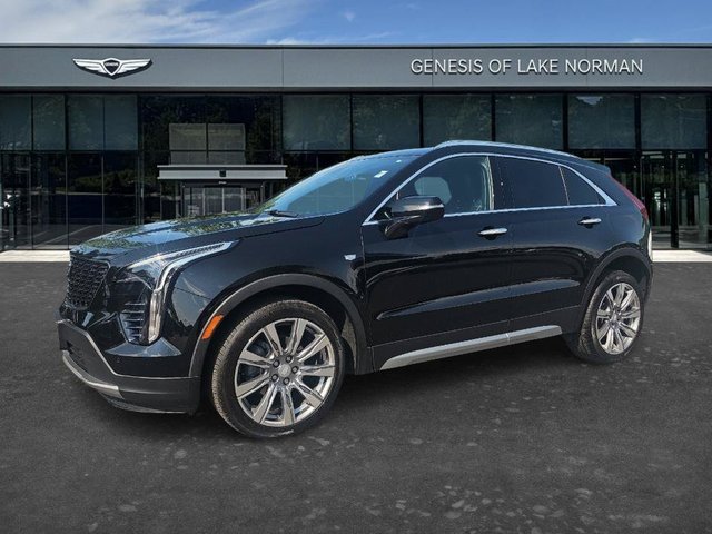 2023 Cadillac XT4 AWD Premium Luxury