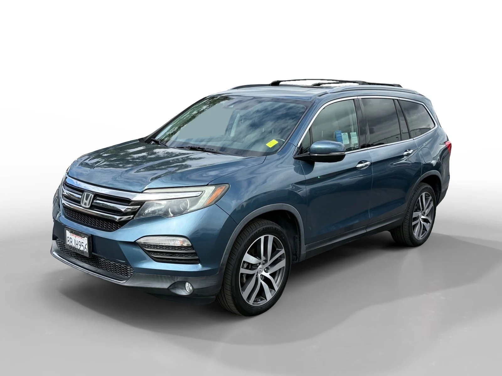2017 Honda Pilot 4WD Elite's photo