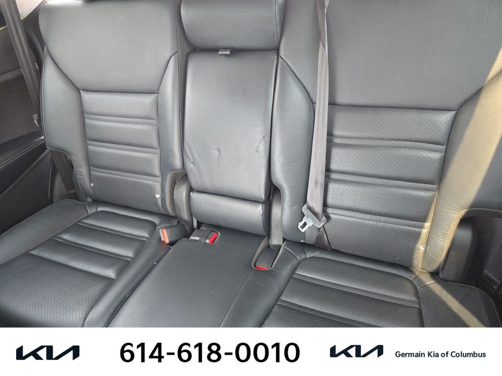 Used 2017 Silver Kia EX image 18