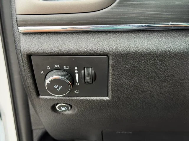 2021 Jeep Grand Cherokee Limited - Photo 25
