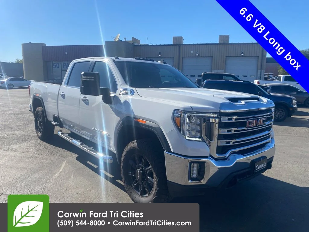 Used 2022 Summit White GMC SLE image 1