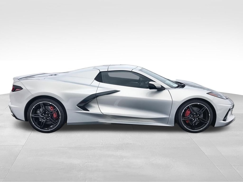 Used 2024 Silver Chevrolet Stingray image 9