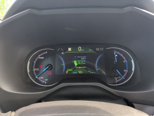 Certified Used 2025 Silver Toyota XLE image 21