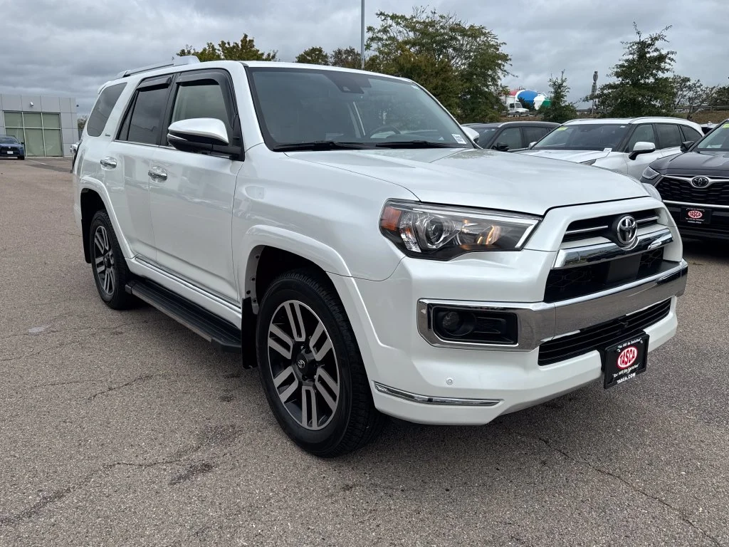 Used 2024 Off-white Toyota Limited image 10