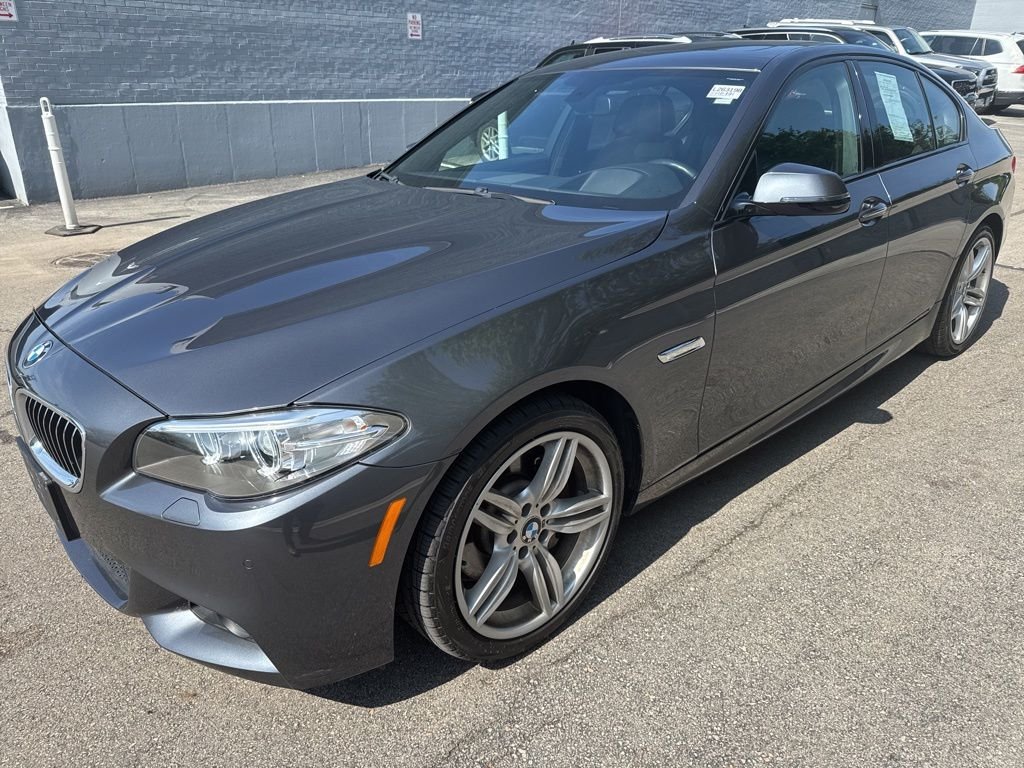 2016 BMW 5 Series 535i xDrive Sedan Luxury Line's photo
