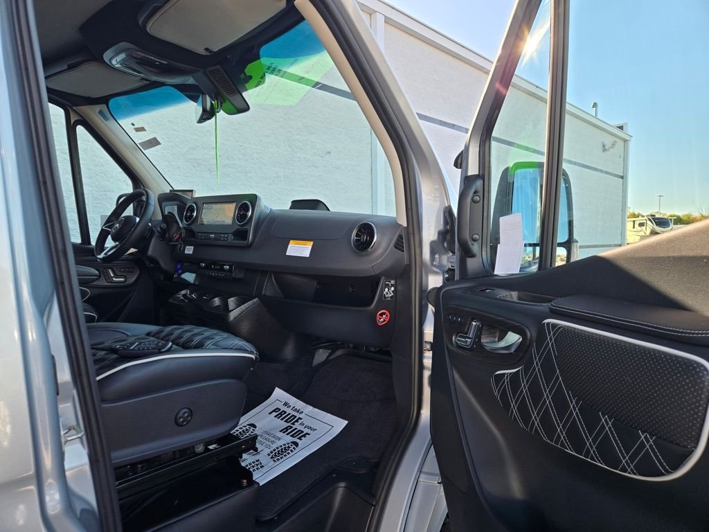2025 Mercedes-Benz Sprinter Cargo Van Base - Photo 23
