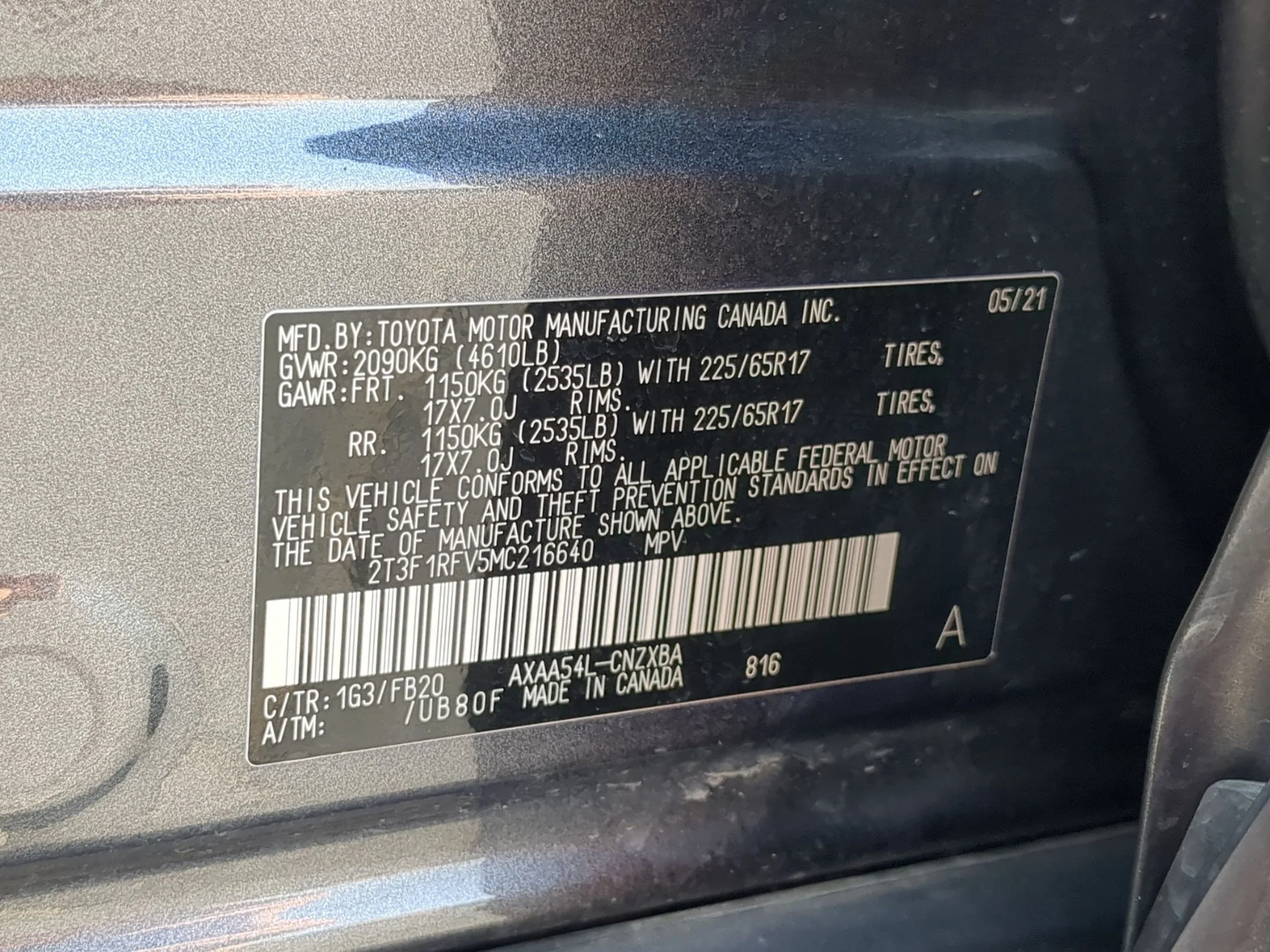 Used 2021 Midnight Black Metallic Toyota LE image 31